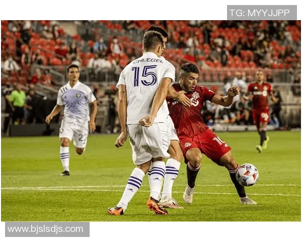 肯萨斯体育迎战纽约红牛争夺美职联季后赛席位的关键之战 肯萨斯体育迎战纽约红牛争夺美职联季后赛席位的关键之战